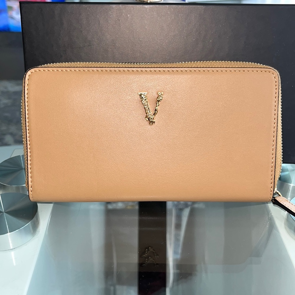 Versace wallet